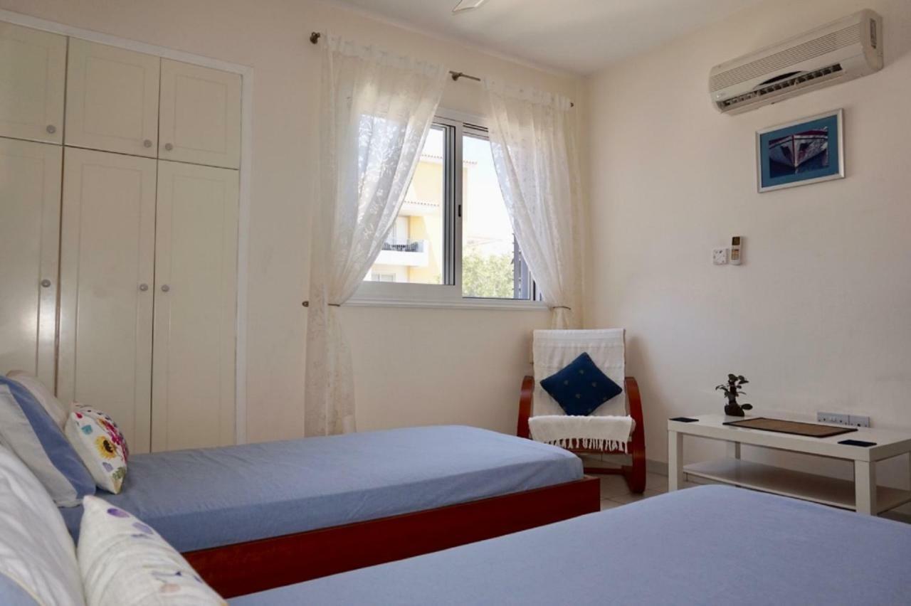 Aurora Townhouse Paphos Exterior foto